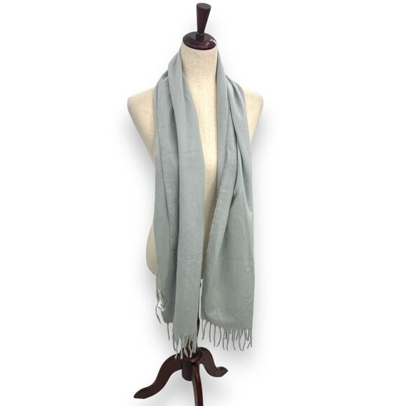 Style & Co Macy Solid Fringe-Trim Scarf Light Gray Plush Soft Rectanlge Grey - Picture 4 of 16